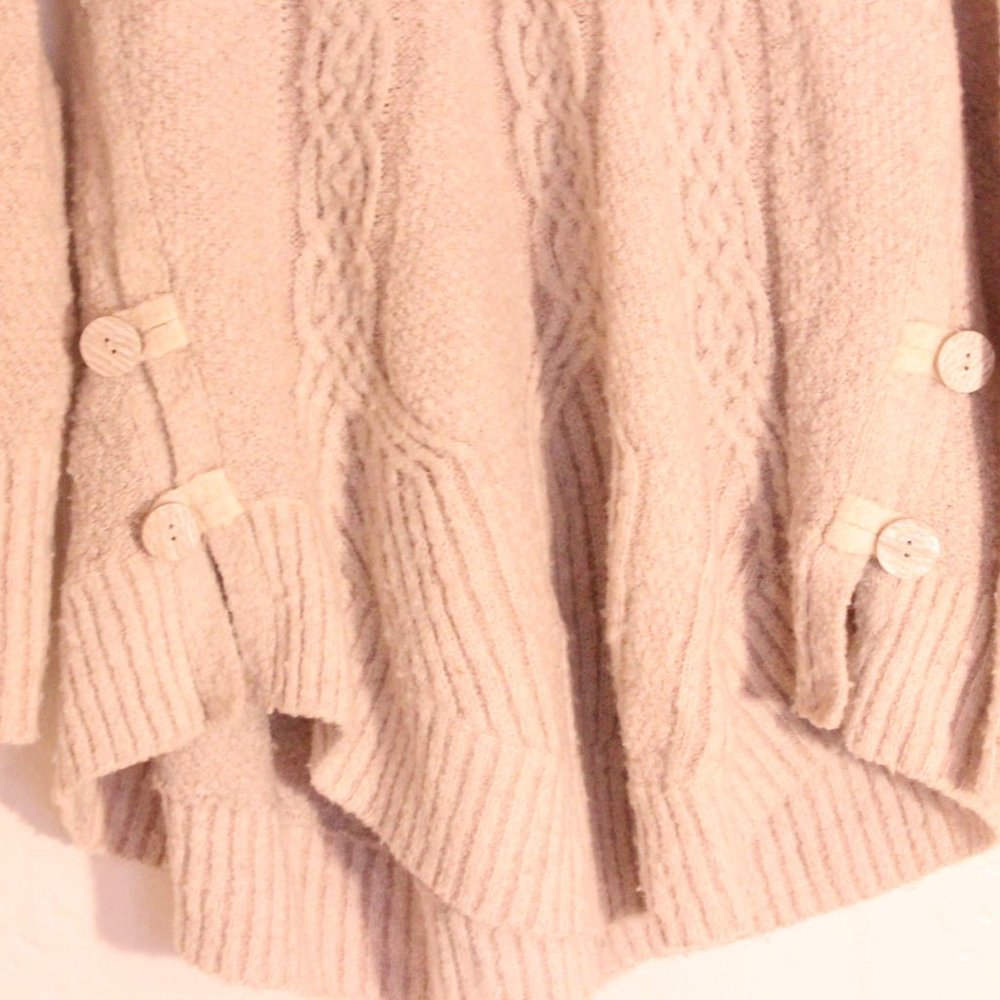 Angel of the North cowl neck sweater - Picture 3 of 7